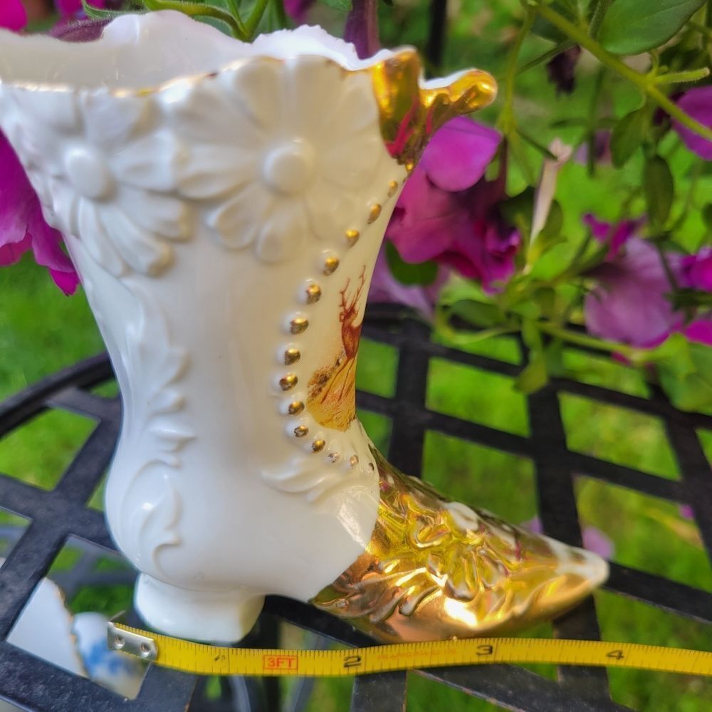 Porcelain Boot - Picture 2 of 13